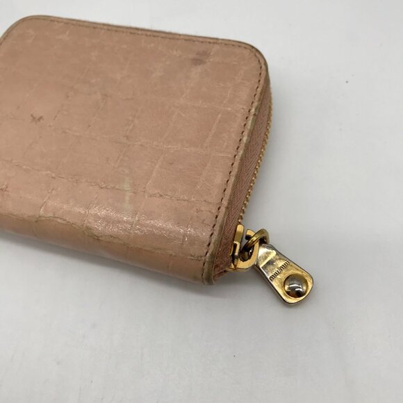 Mui Mui Beige Crocodile Print Bi-Fold Wallet - Picture 8 of 11